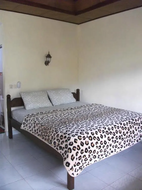 Tude'S Family Homestay Ubud